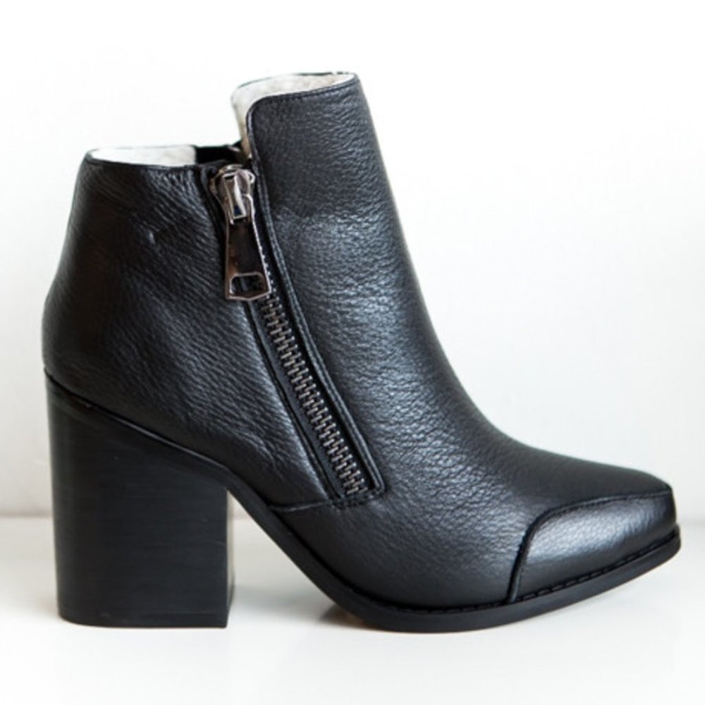 Sol Sana black faux shearling lined ankle‎ boots 41